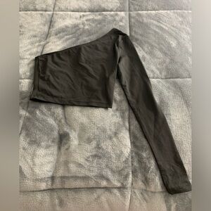 Shein - single sleeved shirt XS